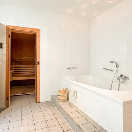 Brise Haus Miramar App 22 *